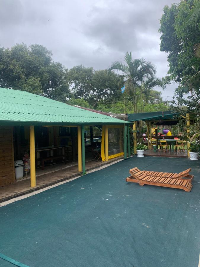 Hostel Encantadas Ecologic อิลลาโดเมล ภายนอก รูปภาพ